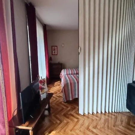 アパート Studio For 3 People